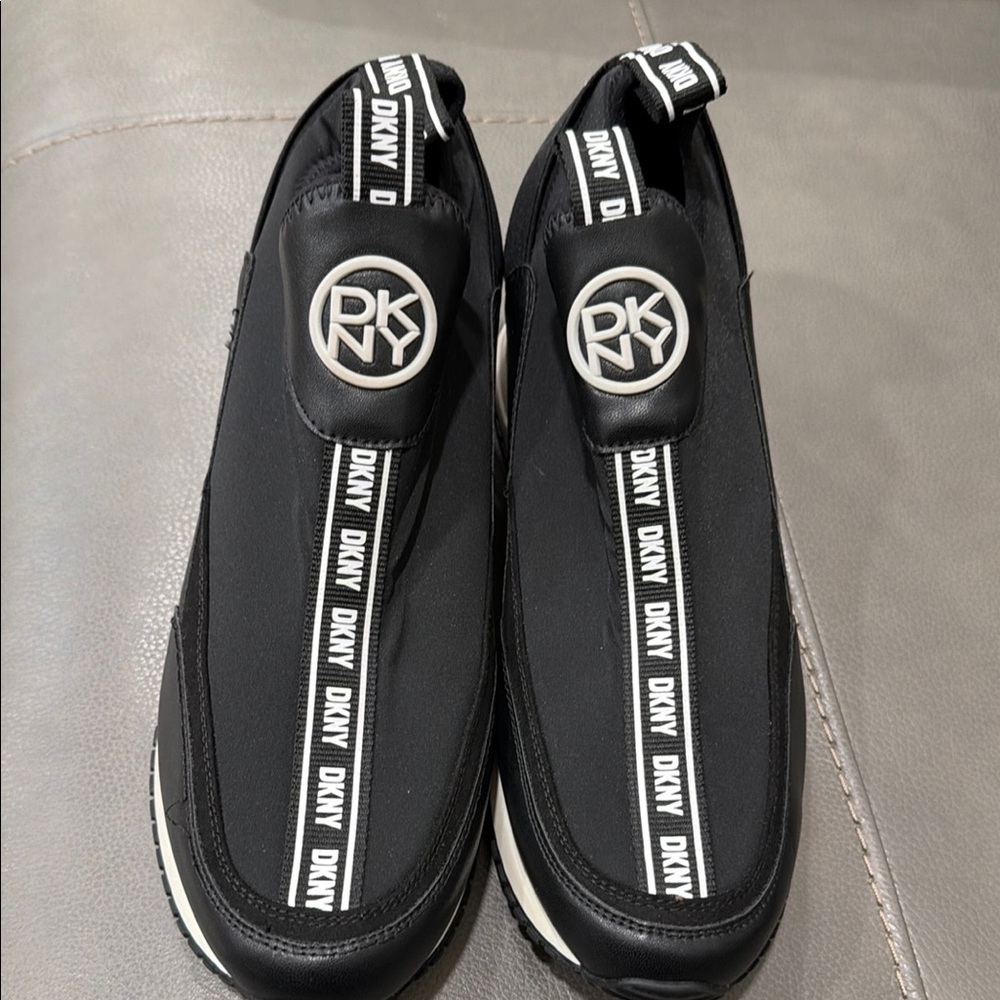 DKNY Black Slip-On Sneakers for women
